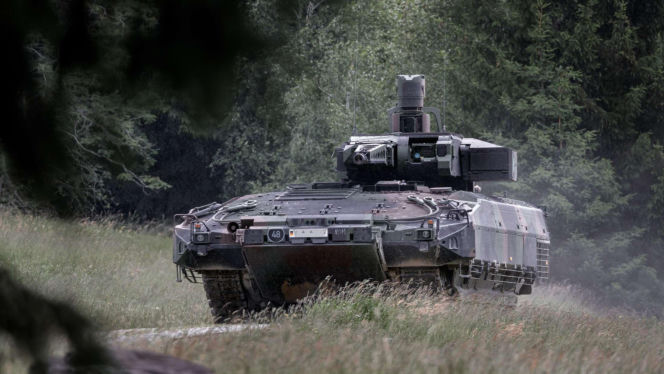 Mimo krytyki i opóźnień. Bundeswehra zamawia 200 nowych BWP Puma i modernizuje stare