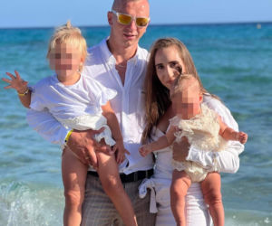 Karol pojechał zarobić na dom dla córek. Sam w nim nie zamieszka. Leży sparaliżowany po bestialskim ataku w Belgii