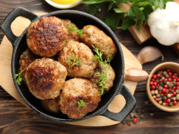 Mleko zamieniłam na ten sok. Kotlety mielone są tak pyszne, że nie można im się oprzeć