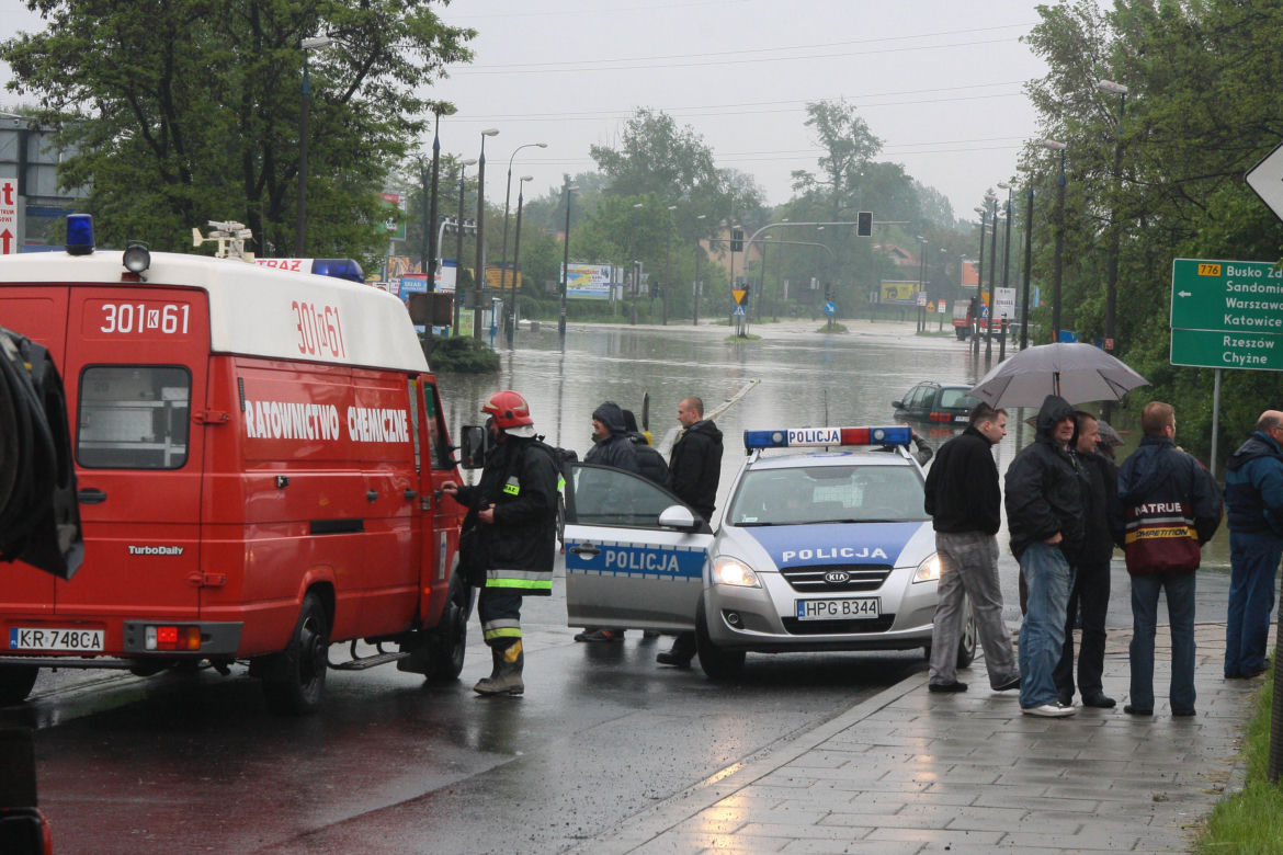 Tak Kraków walczył z ogromną powodzią w 2010