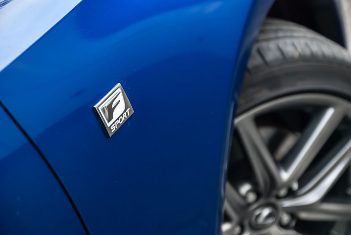 Lexus IS300h F SPORT