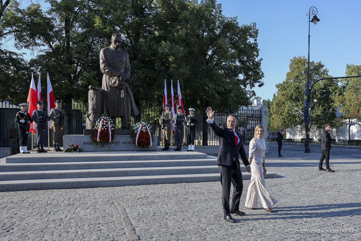 Marta Nawrocka w kostiumie na Święcie Wojska Polskiego. Czym zaskoczy pierwsza dama w tym roku?