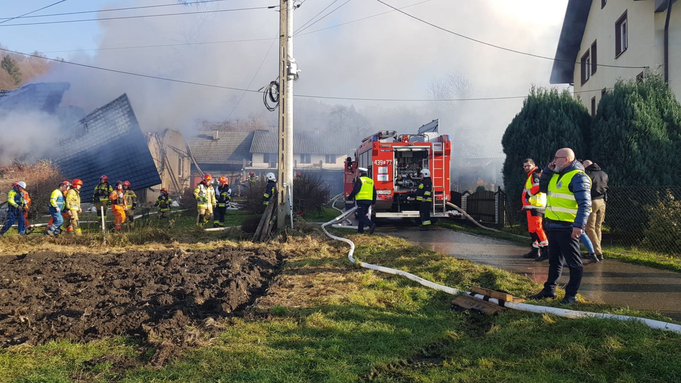 Wybuch w Ustroniu. Strażacy wyciągali spod gruzów ciało przyjaciela. Koszmar rozegrał się w ułamku sekundy