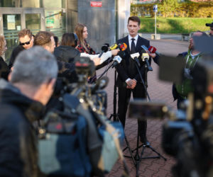 Konferencja prasowa prokuratury ws. wypadku, w którym dzień wcześniej zginął poseł Lewicy Łukasz Litewka