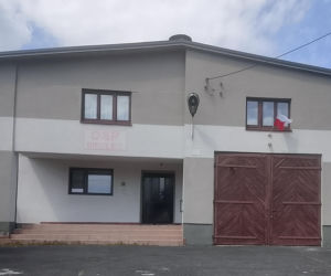 Jedno z najstarszych miast w Polsce leży w województwie łódzkim. Można w nim spotkać gigantycznego pająka!