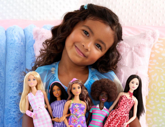 Red Lipstick Monster ambasadorką pierwszej lalki Barbie w spektrum autyzmu