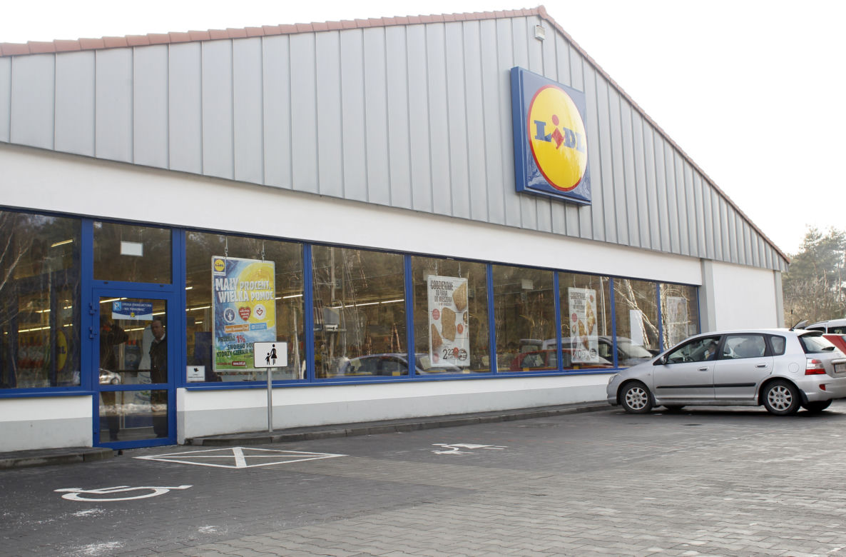 2. Lidl - przychody 14 mld zł