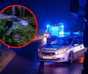 Śmiertelny wypadek na Podlasiu! 35-latka straciła panowanie nad autem i uderzyła w drzewo
