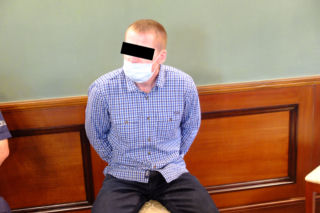 Matka chciała, żeby włożył do zmywarki talerz, on zabił ojca.  Sąd wymierzył karę Arturowi P. z Uścimowa Starego