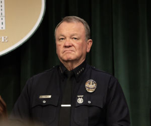 Rozpieszczony syn zamordował legendę Hollywood i swoją matkę. 18 razy był na odwyku, ludzie się go bali