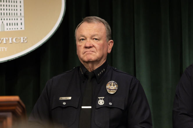 Rozpieszczony syn zamordował legendę Hollywood i swoją matkę. 18 razy był na odwyku, ludzie się go bali