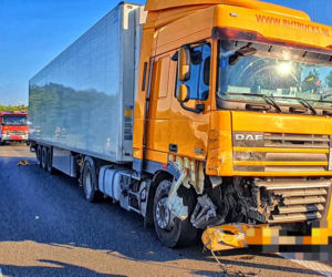 Kraków. Tir staranował osobówkę! Cztery osoby ranne! ZDJĘCIA z tragicznego wypadku na A4