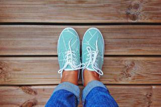 Deski kompozytowe na taras – zalety, wady, ceny i montaż