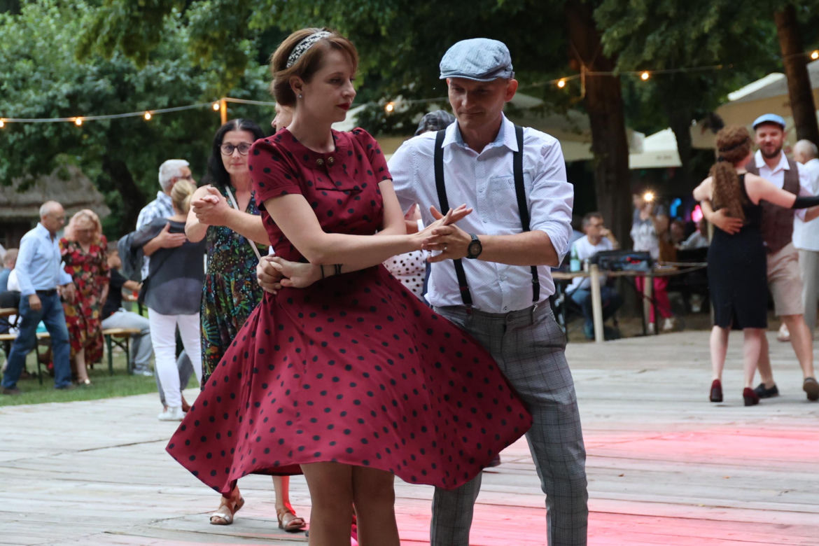 Lipcowa potańcówka w Muzeum Wsi Lubelskiej
