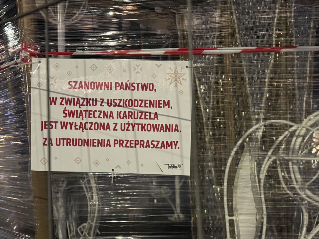 Karuzela na placu Litewskim w Lublinie wyłączona z użytku
