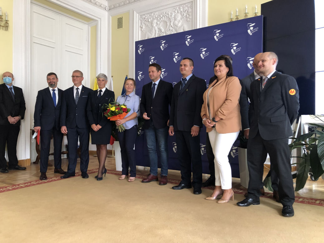 Oto warszawscy bohaterowie. Oni ratowali życie pasażerom
