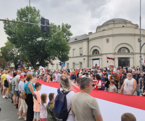 „Cześć i chwała bohaterom!”. Siedlczanie spotkali się w centrum miasta, by uczcić 82. rocznicę wybuchu Powstania Warszawskiego