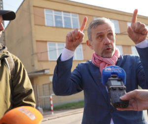 Skandal w hucie Biaglass. Prezes złamał obietnicę. Pani Iza: Czuje się zdradzona i poniżona