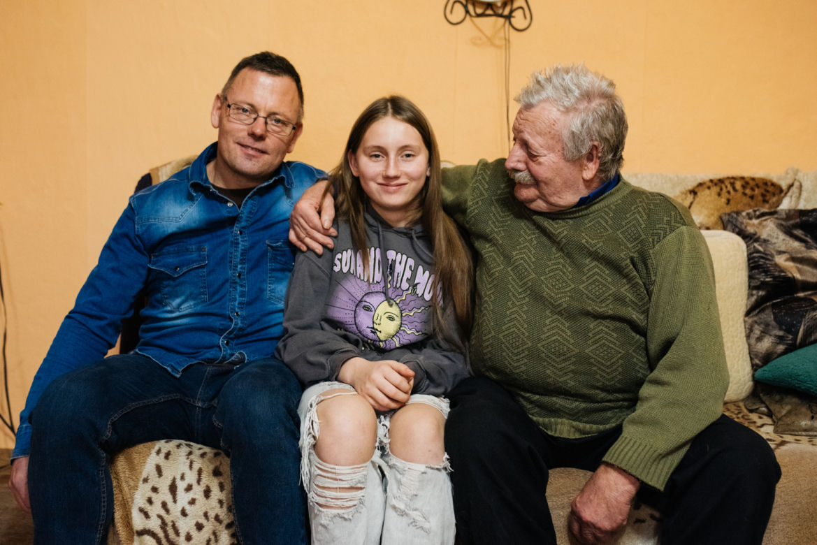 "Nasz Nowy Dom": trzyosobowa rodzina mieszka w tragicznych warunkach