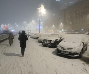 Zima nie odpuszcza! Śnieg, deszcz i gołoledź. Tu będzie najgorzej. Prognoza IMGW na 28.11.2025