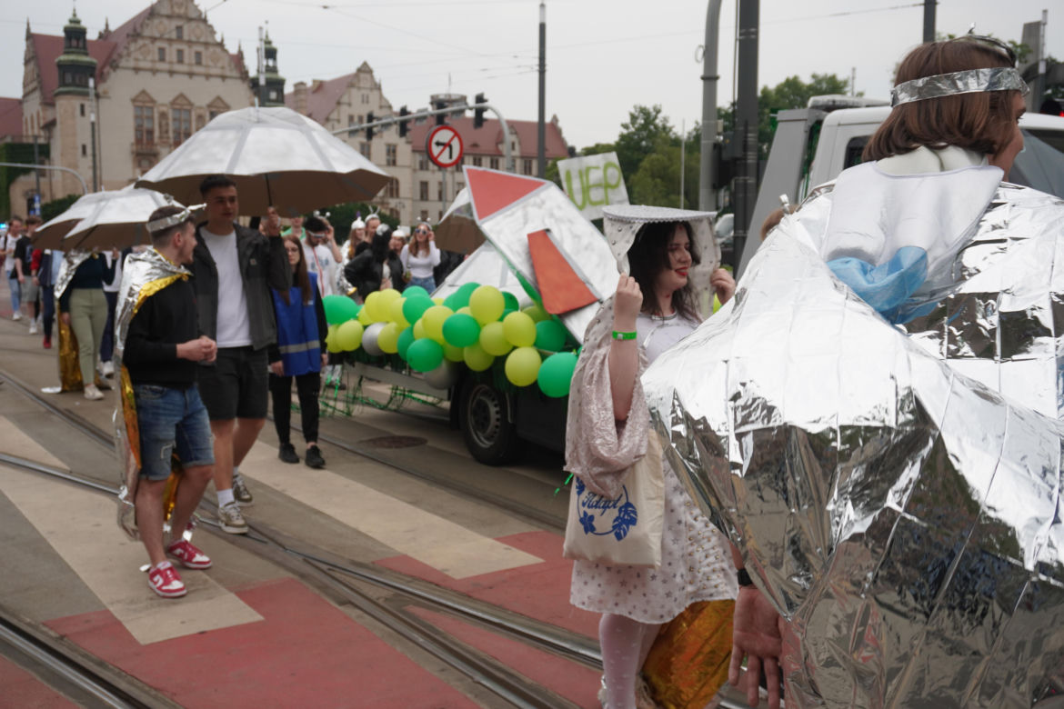 Studenci przejęli Poznań. Zobaczcie jak wyglądał Pochód Juwenaliowy 2024!