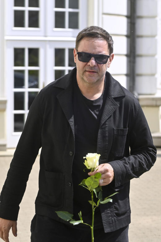 Tomasz Karolak na archiwalnych zdjęciach. Tak wyglądał na początku kariery