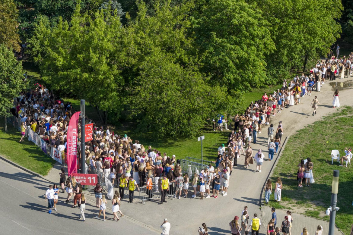 Fanki Bada Bunny'ego oszalały! Nie do wiary co przyszykowały na koncert