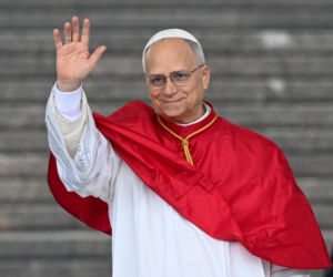 Niepokojąc doniesienia z Algierii. Zamachy podczas wizyty papieża