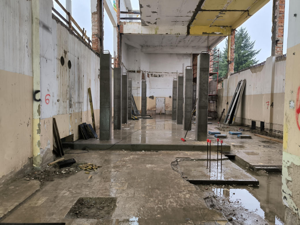 Modernizacja pływalni Akwawit w Lesznie