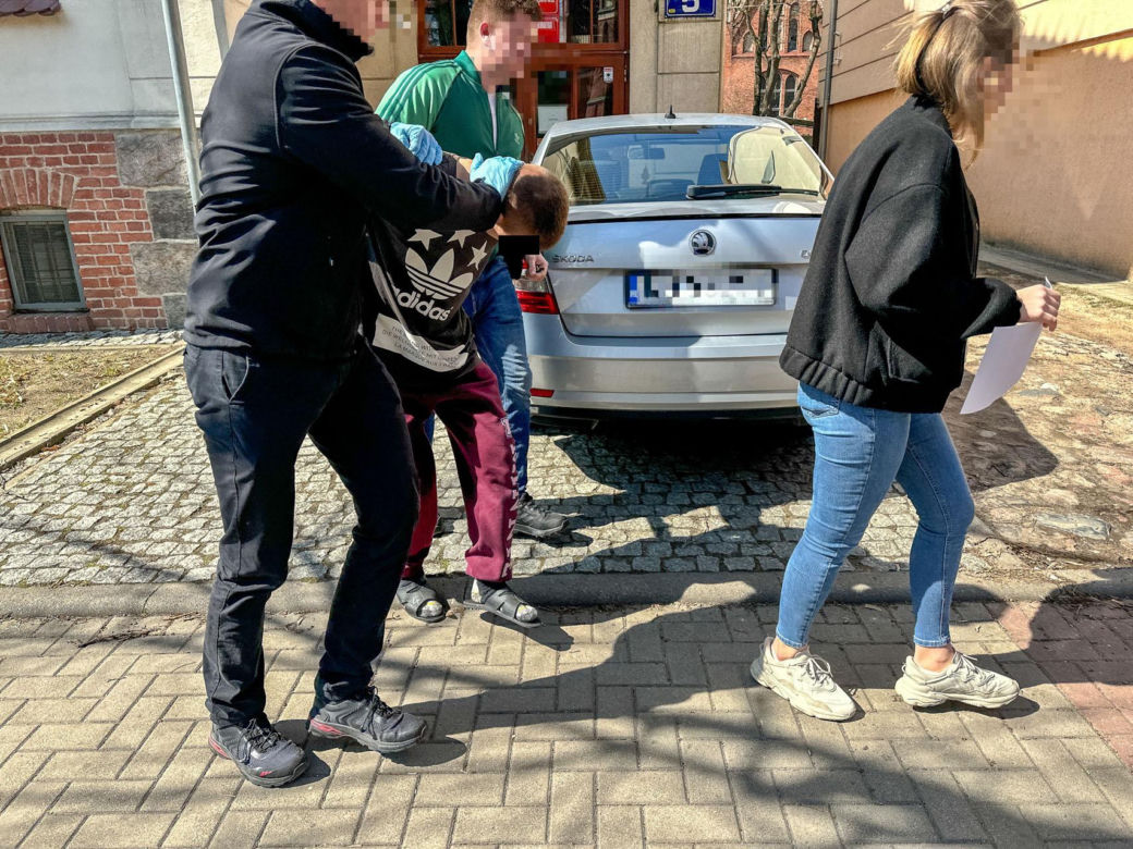 Prawomocny wyrok za zabójstwo ojca. Motywem miały być krzywdy z dzieciństwa