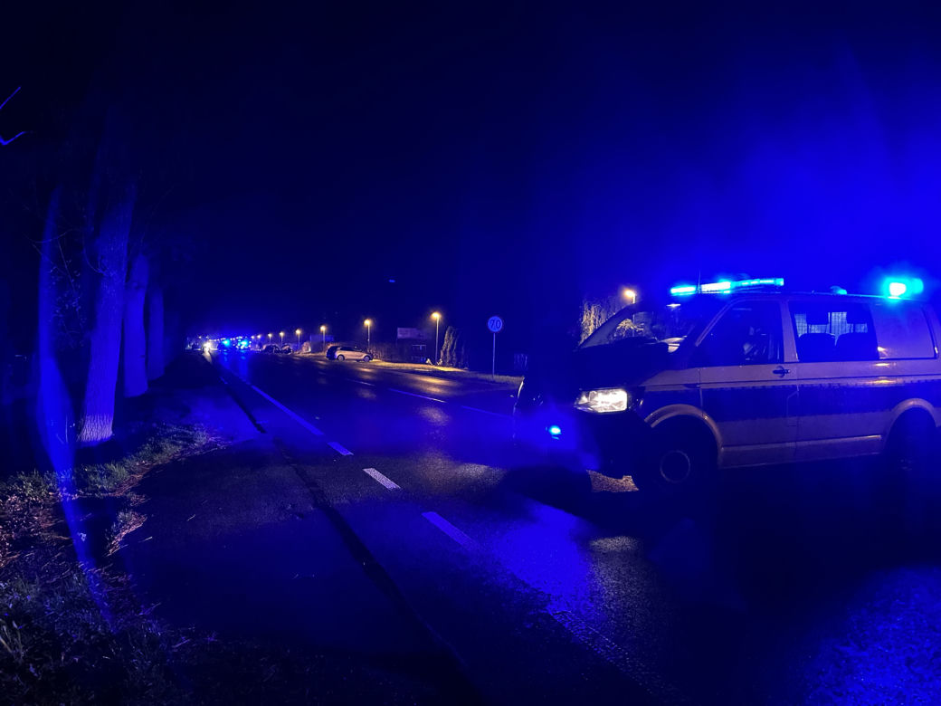 Żdżarów. Śmiertelny wypadek na DK50. Nie żyje 27-letni kierowca volvo. Kto zawinił?
