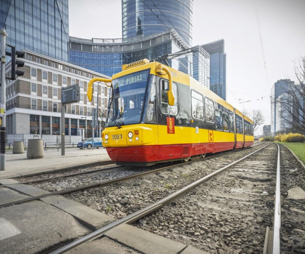 Torowisko przy Muzeum Powstania Warszawskiego do remontu