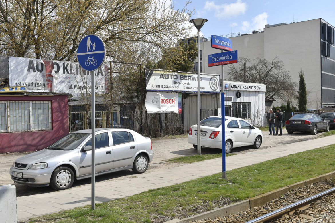 Zamknęli drogę i straciłem klientów. Przedsiębiorcy z Marymonckiej narzekają na decyzje drogowców 
