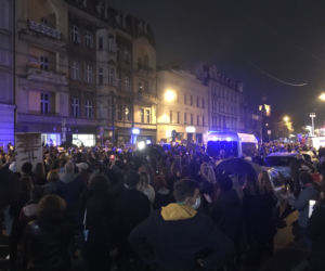 Protest kobiet w Katowicach. Tłumy strajkują przeciwko zakazowi aborcji