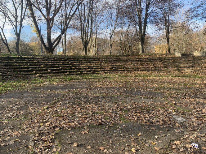 Amfiteatr na Tatarach będzie odnowiony. Wykonawca odebrał teren