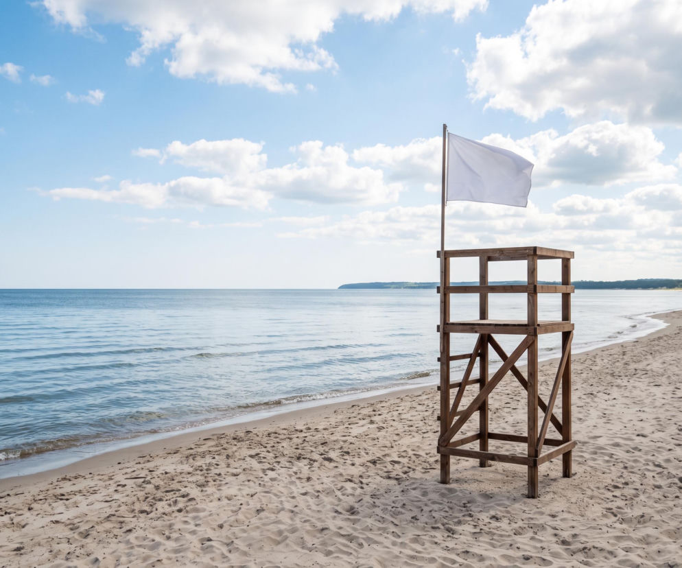 Sinice Rewa. Czy w Rewie można się kąpać 30.07? Flaga, warunki pogodowe