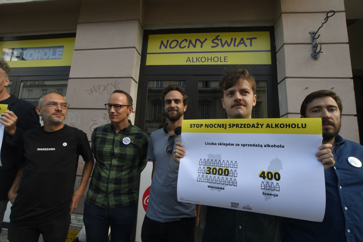 Nocna prohibicja w Warszawie. Aktywiści chcą zakazu sprzedaży alkoholu po godz. 22 