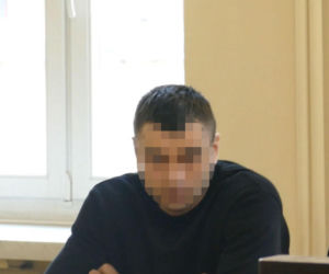 Sąd skazał krwawą Kingę za usiłowanie zabójstwa na ulicy. „Nadzwyczajne złagodzenie kary”