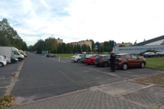 Nie dla lawet i dostawczaków. Od 5 października zmiany w parkowaniu na Zygmunta Starego w Lesznie