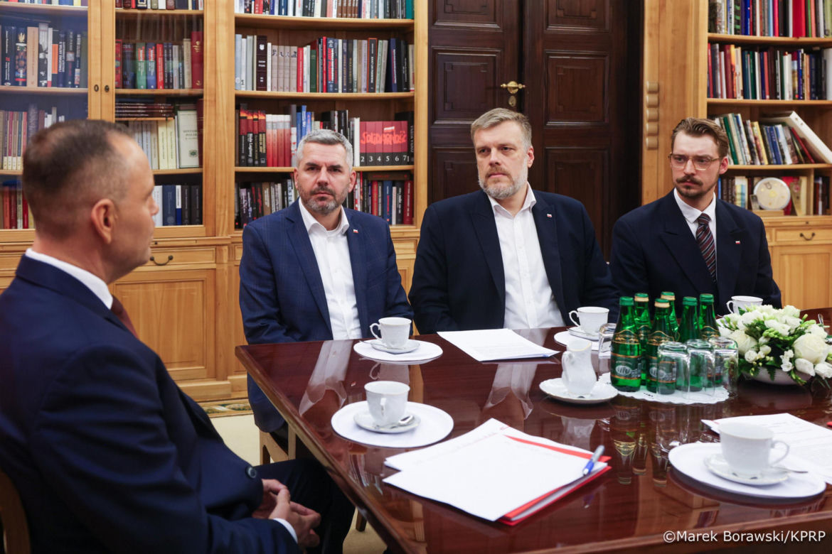 Najważniejsi politycy zjechali do prezydenta na rozmowy o Trybunale Konstytucyjnym