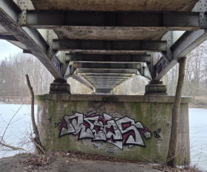 Tak teraz wygląda dawny most kolejowy na Czyżkówku. Kiedyś jeździły tędy pociągi