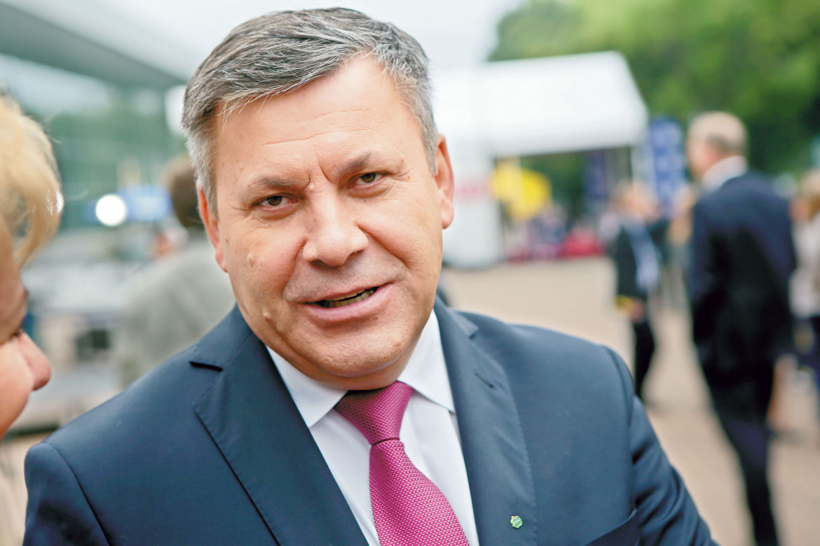 Awantura o fuchę dla Rostowskiego