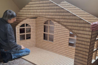 Kiedy dowiedziałem się, że za parę dni spotkam się z królową Kamilą, pracowałem dzień i noc. Teraz przez dwa tygodnie nie spojrzę na zapałki!