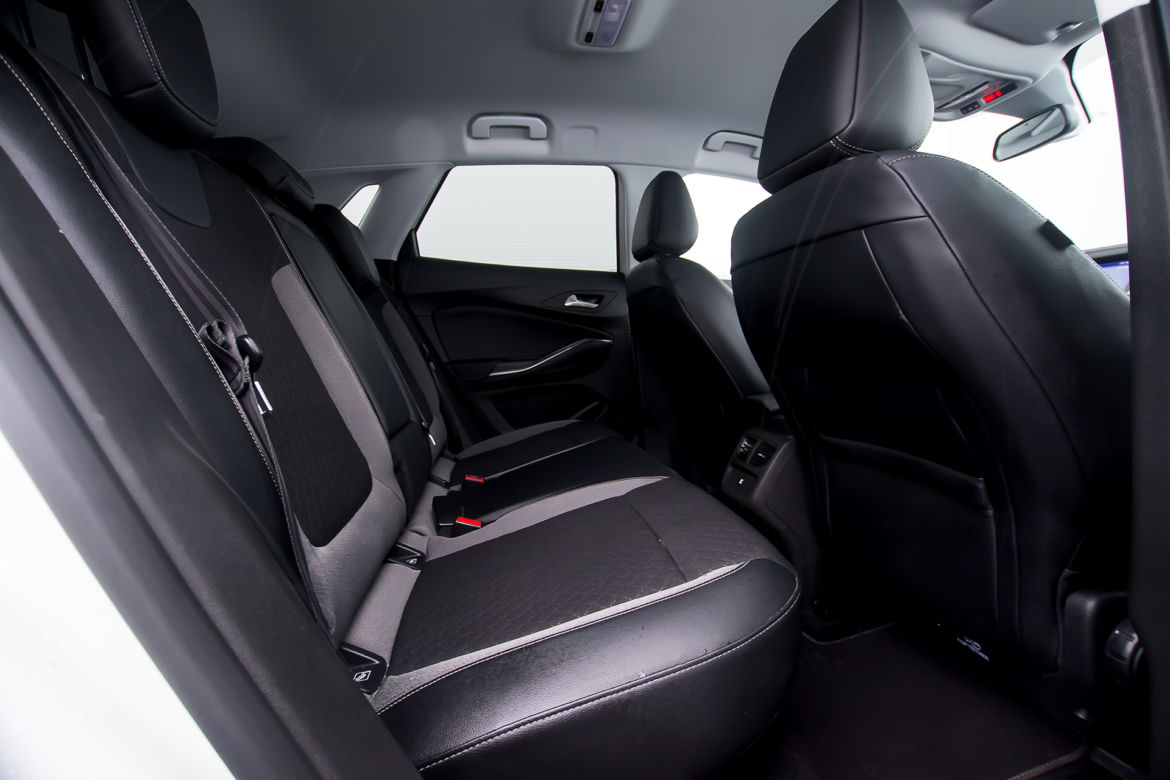 Opel Grandland X 1.2 Turbo 130 KM M6 Elite