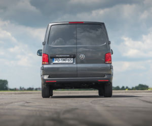 Volkswagen Transporter Furgon L2 2.0 TDI 150 KM 6MT FWD: typowa bagażówka, która jeździ jak osobówka - TEST, OPINIA