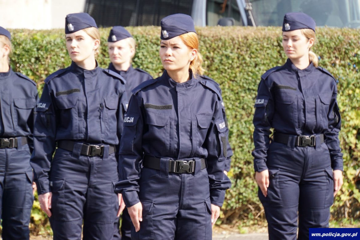 Ślubowanie nowych policjantów z Warmii i Mazur. Zobacz zdjęcia! 