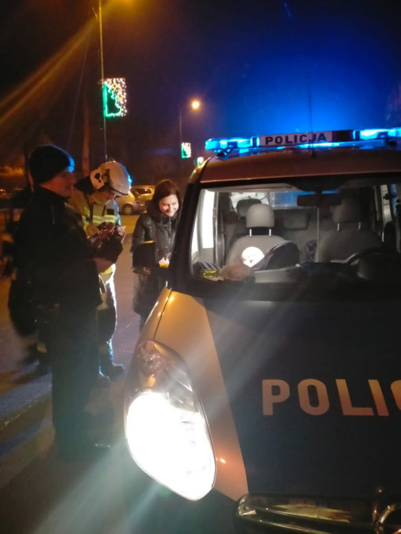 Wiktorek był siny i już nie oddychał! Uratowali go policjanci z Jastrowia [ZDJĘCIA]