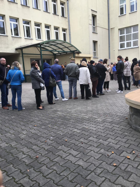 Wybory 2023. Sprawdź, ile osób pojawiło się w łódzkich lokalach wyborczych