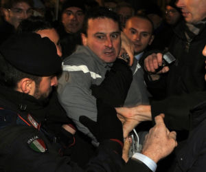 Zamach na Berlusconiego