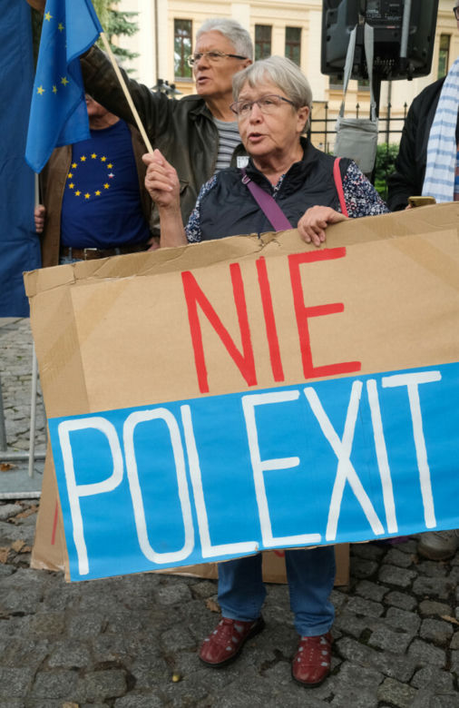 Trybunał konstytucyjny podzielił Polskę